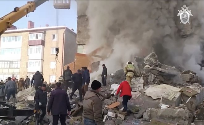 В результате взрыва на Сахалине погибли двое детей