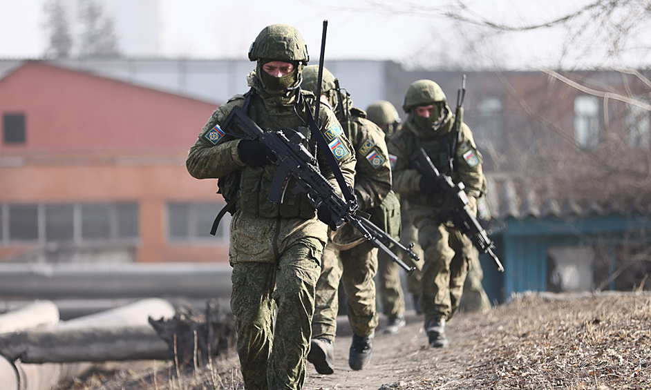 Российские миротворцы, охраняющие Алматинскую ТЭЦ-3