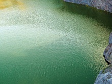 Опасное наследие. Зеленый водоем рядом с комбинатом УГМК несет угрозу онкозаболеваний