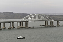 Движение автотранспорта по Крымскому мосту перекрыли