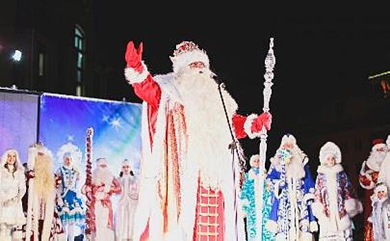 Лучших Деда Мороза и Снегурочку выбрали в Ханты-Мансийске