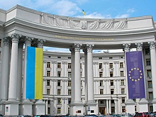 МИД Украины потребовал от спикера венгерского парламента справку от психиатра