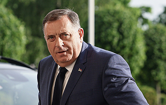 Глава Республики Сербской пригрозил провозгласить независимость