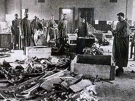 Зачем большевики в 1921 году вскрыли гробницы императоров и что они там нашли