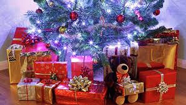 Подсчитаны расходы москвичей на новогодние подарки детям
