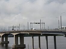 Трещины на опорах костромского моста заделывают инъекциями