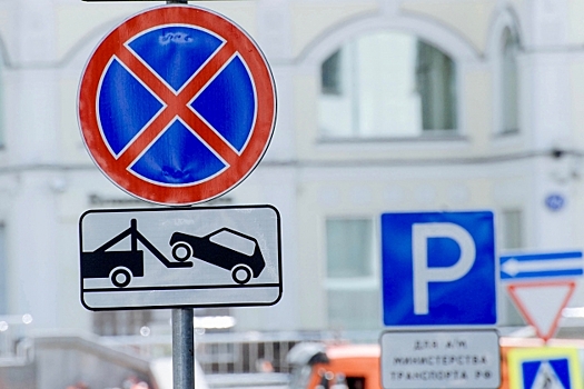Водителям могут запретить парковку возле заправок для электрокаров