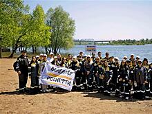Нефтяники "Самаранефтегаза" провели экологическую акцию на волжском берегу