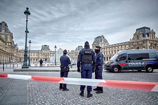 Дело набирает обороты. Во Франции задержали еще пять подозреваемых в ограблении Лувра