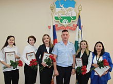 В Республике Башкортостан работниц банков поблагодарили за содействие в борьбе с мошенничествами