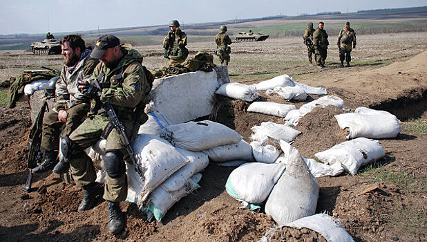 Украинские военные заявили о возобновлении боев в Марьинке