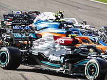 FIA покинули спортивный и технический директора