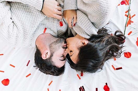 Голливудскую звезду заподозрили в романе с русской девушкой