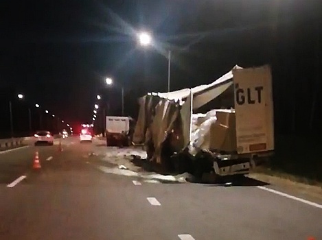 Самосвал протаранил фуру на трассе Нижний Новгород — Саратов