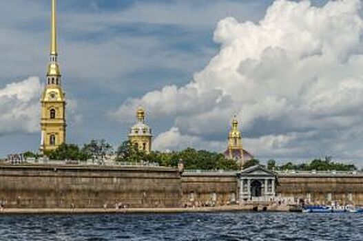 Блогеру Илье Варламову не понравился ремонт Петропавловской крепости