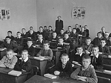 \"Мальчики – налево, девочки – направо\": зачем в 1943 году в советских школах ввели раздельное обучение