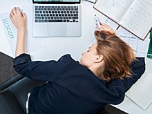 Опрос: 46% россиян работают во время летнего отпуска