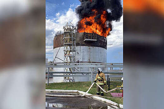 МЧС сообщило о возгорании резервуара с нефтью  в Туймазинском районе Башкирии