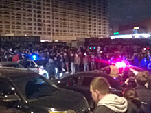 В Москве автошоу переросло в столкновения с полицией