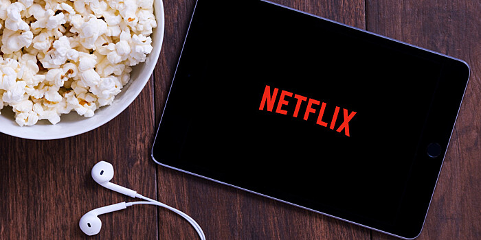 Пользователи из России подали в суд на сервис Netflix за уход с рынка