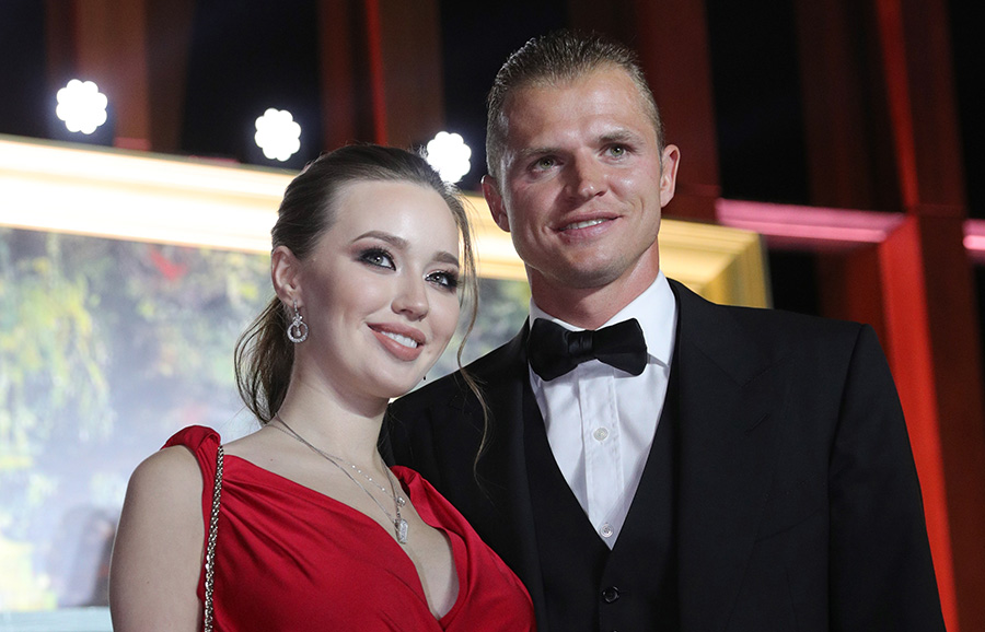 Анастасия Костенко публично обратилась к Тарасову после шокирующих откровений Бузовой