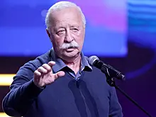 «Сын вырвал трубку из рук»: Якубович чуть не стал жертвой мошенников