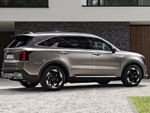 В РФ продают новые кроссоверы Kia Sorento от 5 999 900 рублей