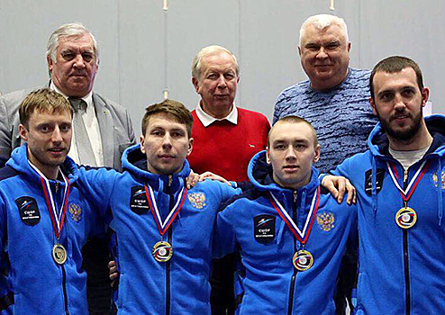 Команда армейского саблиста Анатолия Костенко стала победителем чемпионата России по фехтованию в команде