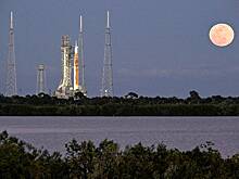 НАСА приготовилось запустить корабль Orion с экипажем к Луне