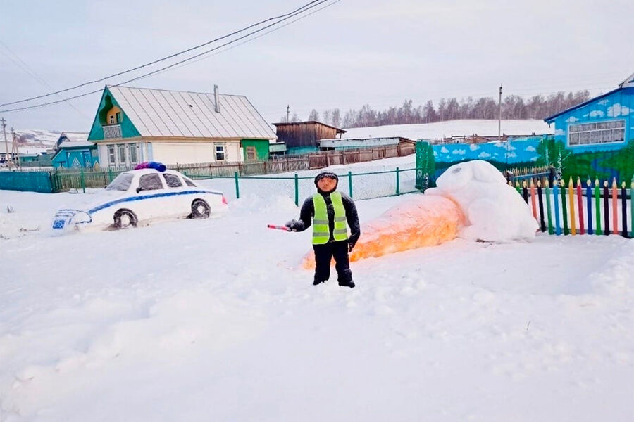 МВД: в Башкирии пьяные водители испугались ледяного гаишника