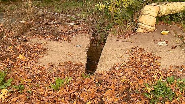 Пензенцы боятся провалиться в теплотрассу на улице Карпинского