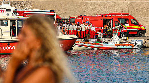 Спасатели не дают позитивных прогнозов относительно выживших при крушении яхты