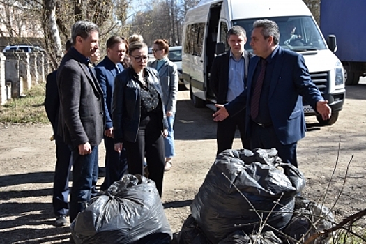 В Костроме быстро и эффективно избавятся от мусора, собранного на субботниках.