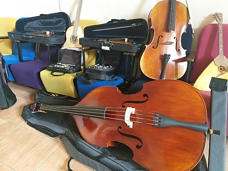 Саратовский областной колледж искусств приобрел 82 музыкальных инструмента