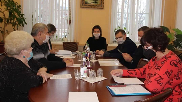 За пост руководителя Петровского района борются временный глава и его заместитель