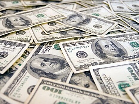 Над долларом сгущаются тучи