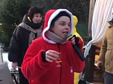 На новогодней вечеринке на даче у Королевой запел даже Винокур