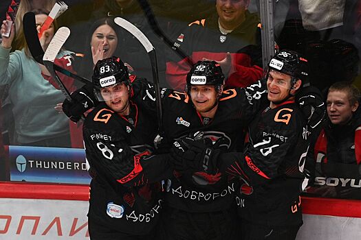 «Авангард» дома одержал уверенную победу над «Локомотивом»