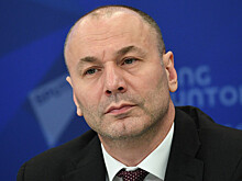 Музаев: школьная программа перегружена до 30% неподъемными для учеников темами