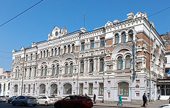 Почтамту Владивостока 125 лет: как пешие ямщики превратились в конкурентов маркетплейсов