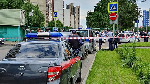 Полиция сняла оцепление в районе стрельбы на Ленинском проспекте