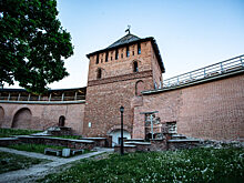 Новгородские древности: Владимирская башня и Владимирская надвратная церковь