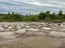 «Не могут починить все лето»: приморцы пытаются привлечь внимание властей к ремонту дорог