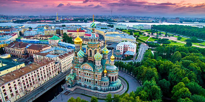 Туристы с поезда «Культурный Петербург» отправились на первые экскурсии