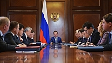 Правительство Медведева топит рейтинг Путина: треть россиян не исключают протестов
