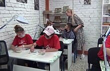 Воспитанники зеленоградского центра помощи детям «Наш дом» посетили мастер-класс по работе с янтарем