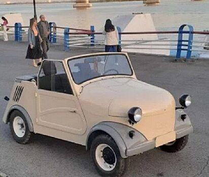 В Саратове нашли в продаже легендарную машину «Моргуновку» СМЗ стоимостью 1 млн рублей