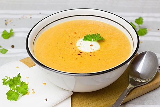 Что приготовить вместо окрошки: 3 рецепта холодных супов