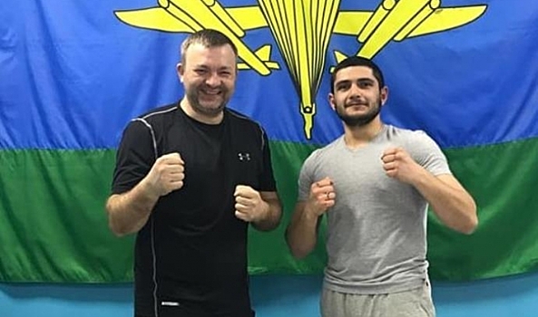 Волгоградский боксер Гор Оганесян дебютировал на профессиональном ринге