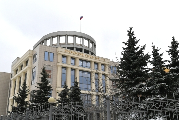 Мосгорсуд отменил запрет на распространение юмористического контента «ЯПлакалъ»